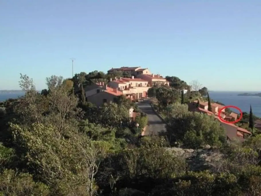 Les Hauts De St Clair,Vue Mer Et Vert,Tres Calme Le Lavandou 0*,